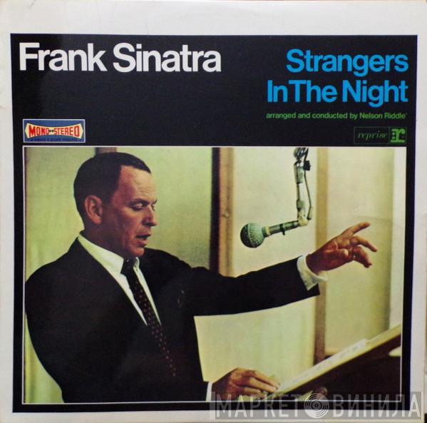  Frank Sinatra  - Strangers In The Night