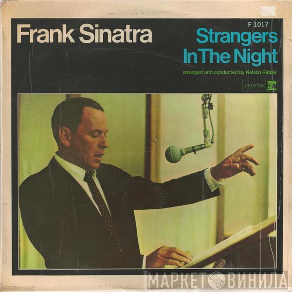  Frank Sinatra  - Strangers In The Night