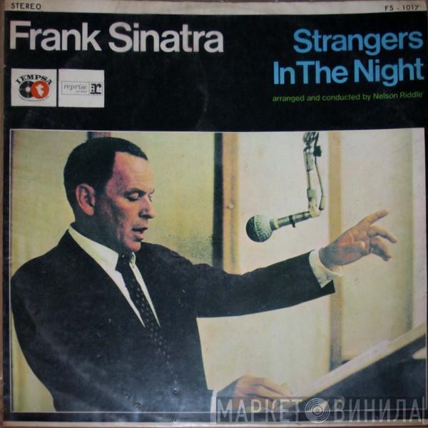  Frank Sinatra  - Strangers In The Night