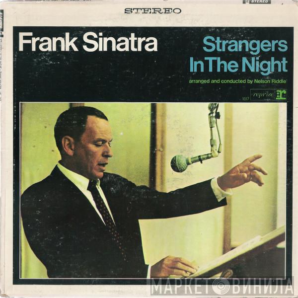  Frank Sinatra  - Strangers In The Night