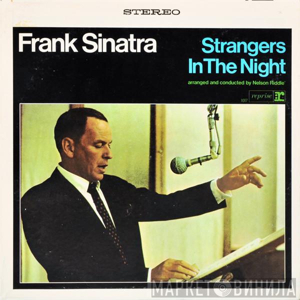  Frank Sinatra  - Strangers In The Night
