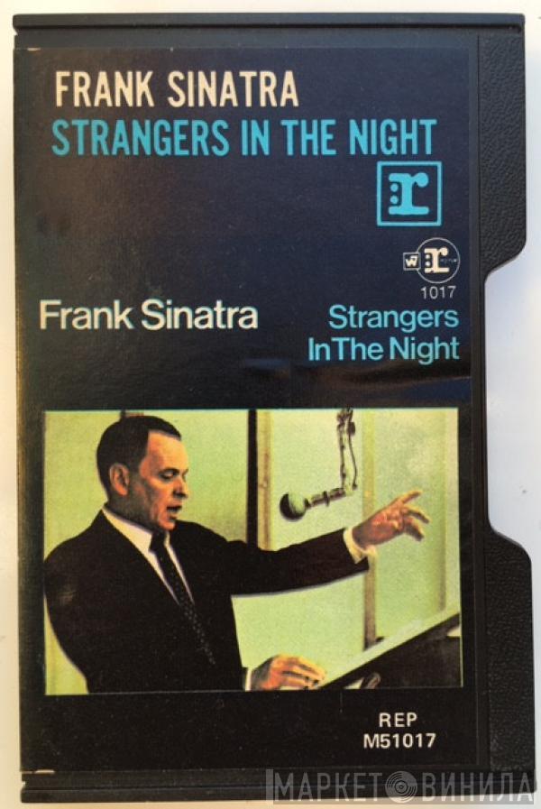  Frank Sinatra  - Strangers In The Night