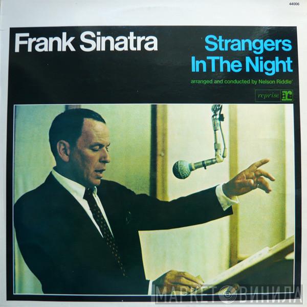  Frank Sinatra  - Strangers In The Night