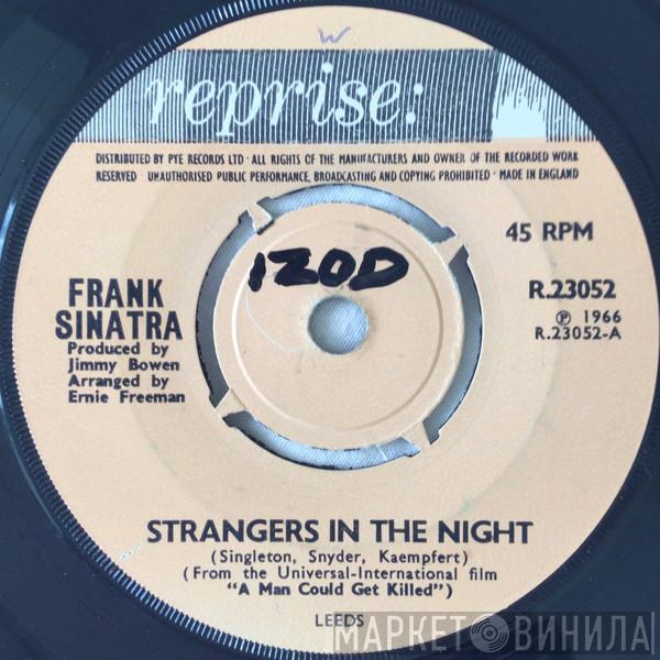  Frank Sinatra  - Strangers In The Night