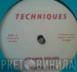 Frankie Paul, Johnny Osbourne - Strange Feeling / Oh Jah Help Me
