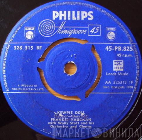 Frankie Vaughan - Kewpie Doll / So Many Women