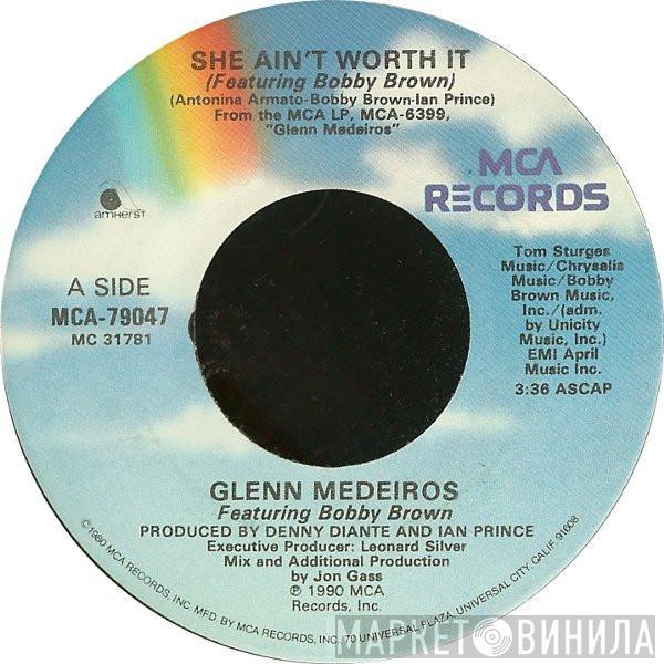 Glenn Medeiros, Bobby Brown - She Ain't Worth It