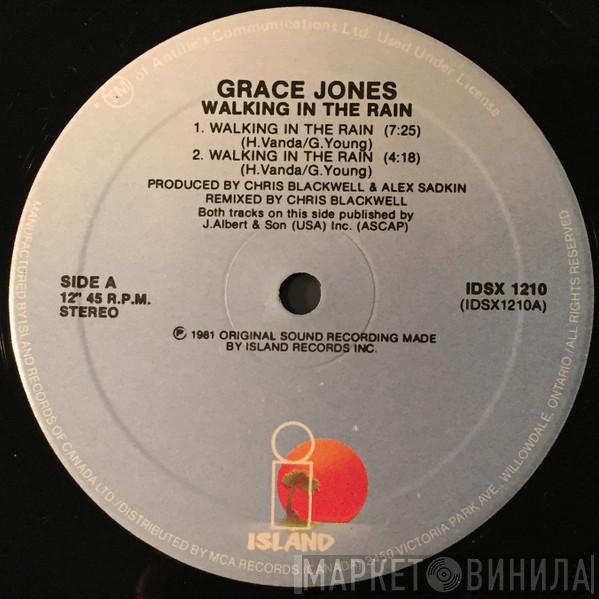  Grace Jones  - Walking In The Rain