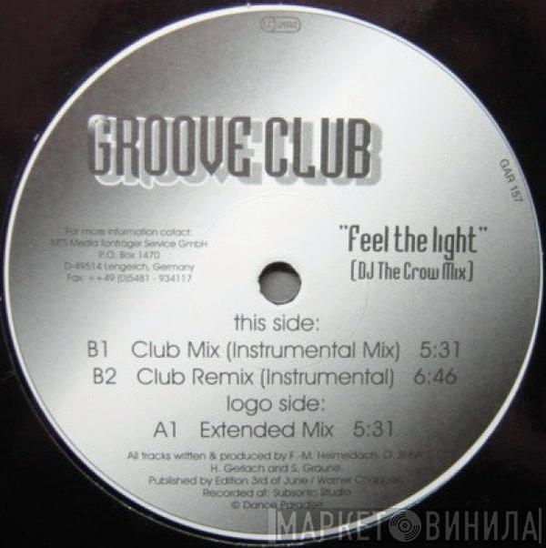  Groove Club  - Feel The Light