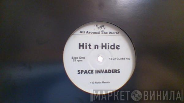 Hit 'n' Hide - Space Invaders