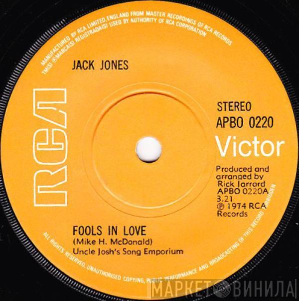  Jack Jones  - Fools In Love