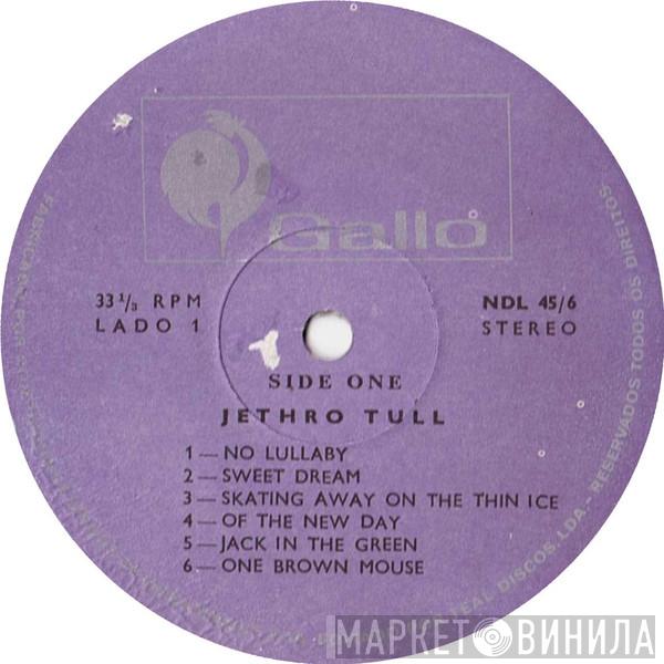  Jethro Tull  - Live - Bursting Out