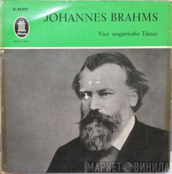  Johannes Brahms  - Vier Ungarische Tänze