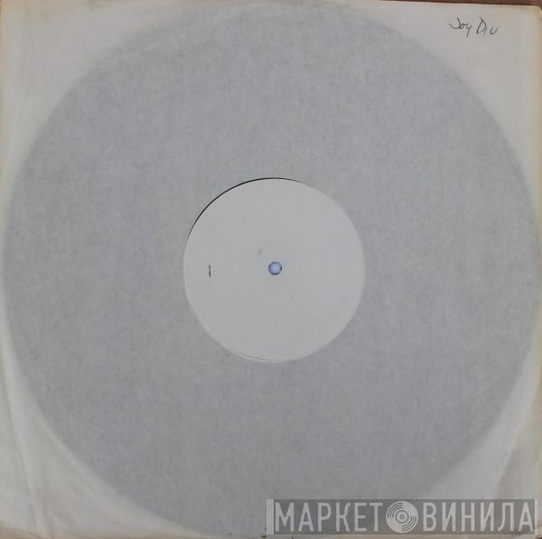  Joy Division  - She's Lost Control / Atmosphere