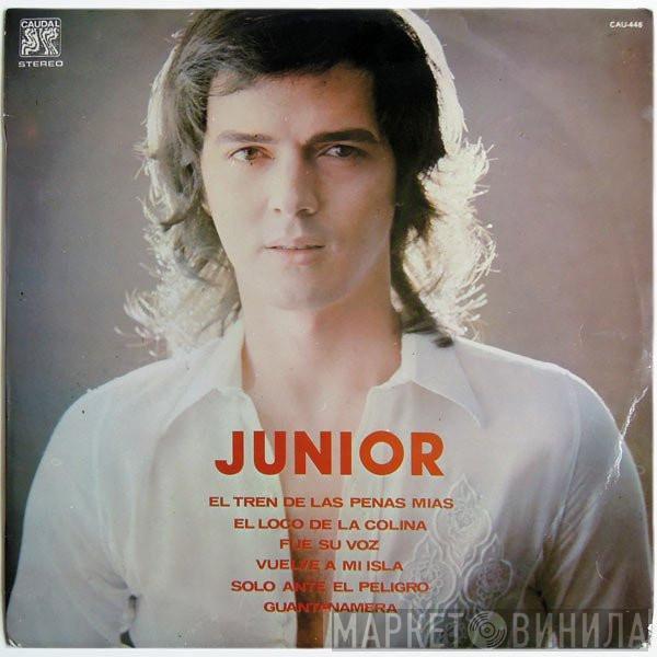 Junior  - Junior