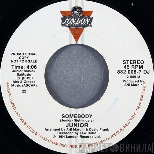 Junior  - Somebody