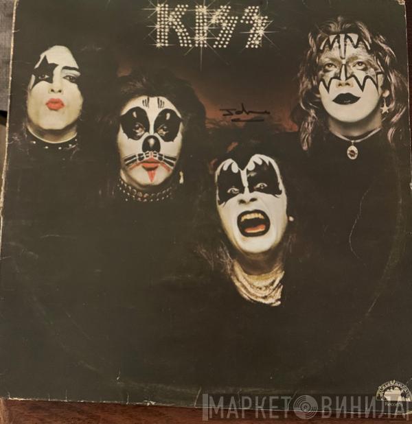  Kiss  - Kiss