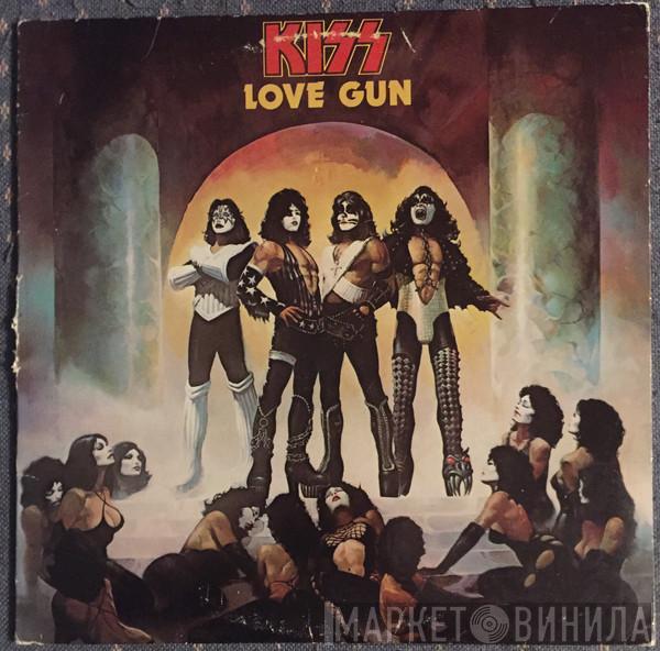  Kiss  - Love Gun