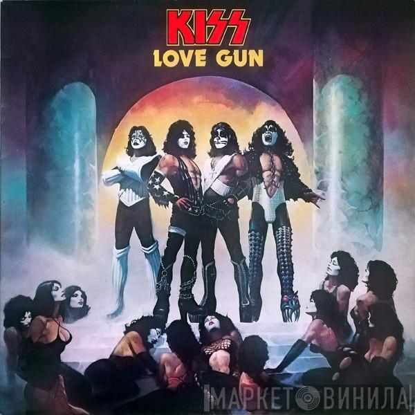  Kiss  - Love Gun