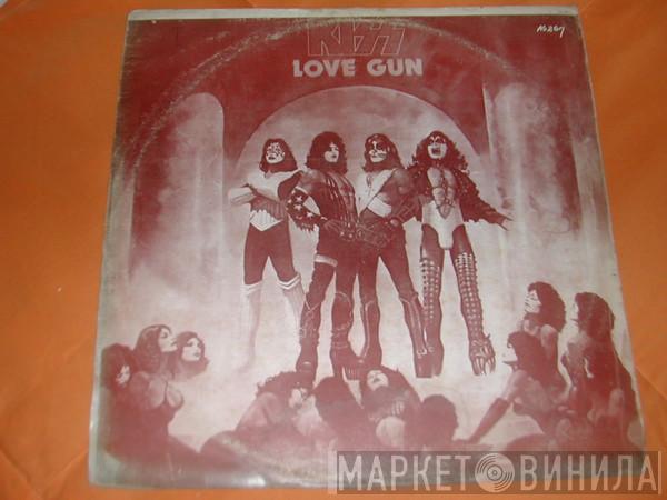  Kiss  - Love Gun