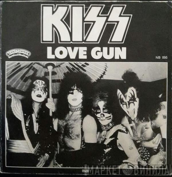  Kiss  - Love Gun