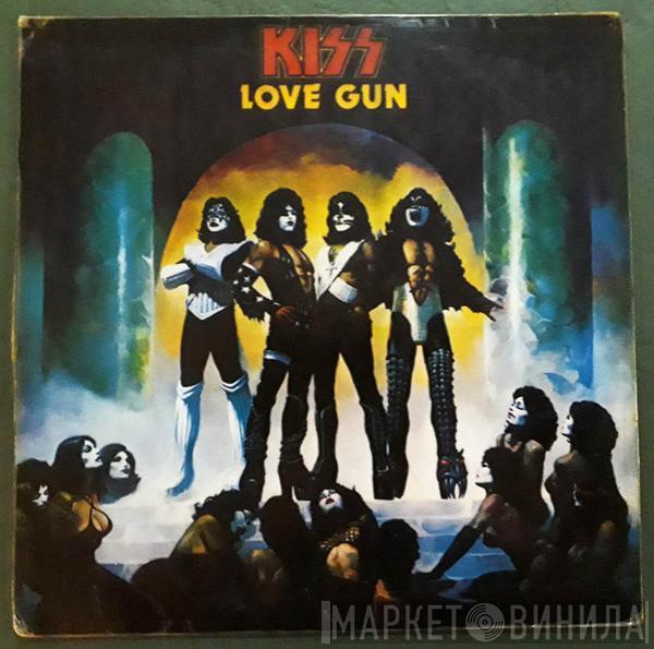  Kiss  - Love Gun