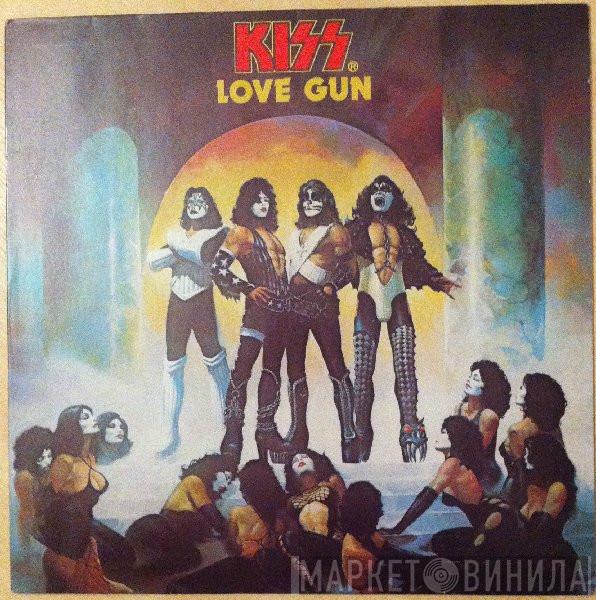  Kiss  - Love Gun