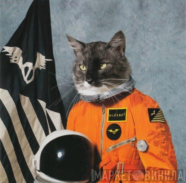 Klaxons - Surfing The Void