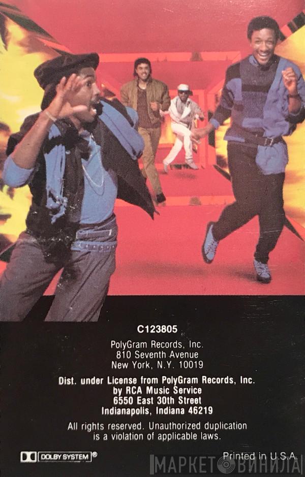  Kool & The Gang  - Emergency