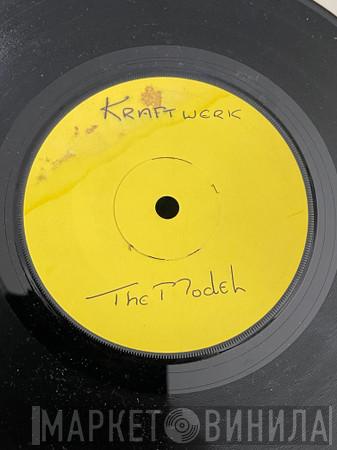  Kraftwerk  - The Model