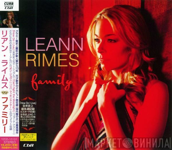  LeAnn Rimes  - Family