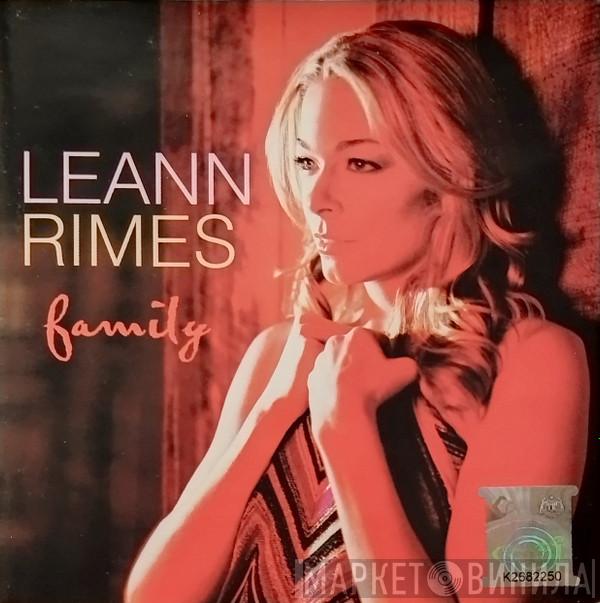  LeAnn Rimes  - Family