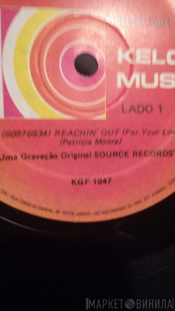  Lee Moore  - Reachin' Out (For Your Love)