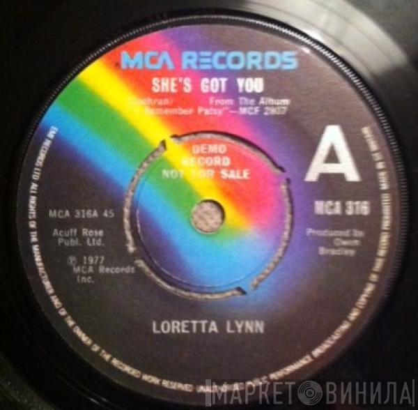 Loretta Lynn - She's Got You