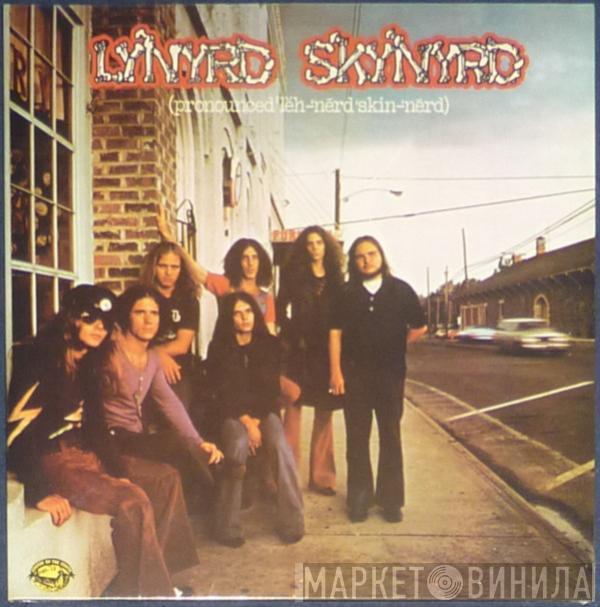  Lynyrd Skynyrd  - (Pronounced 'Lĕh-'nérd 'Skin-'nérd)