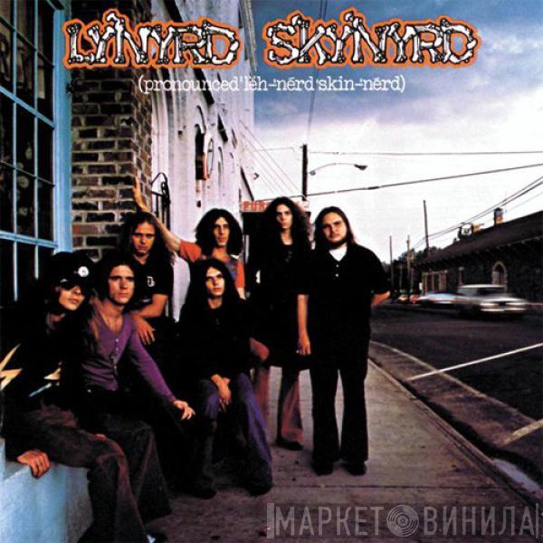  Lynyrd Skynyrd  - (Pronounced 'Lĕh-'nérd 'Skin-'nérd)