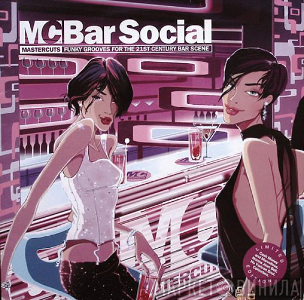  - MC Bar Social