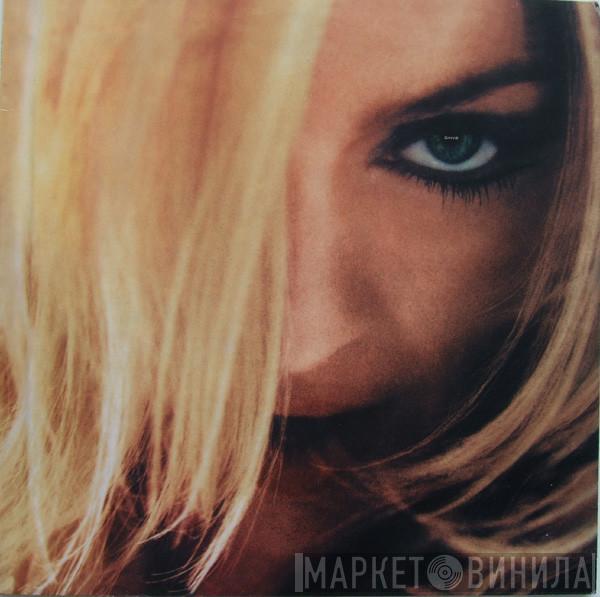  Madonna  - GHV2 Greatest Hits Volume 2
