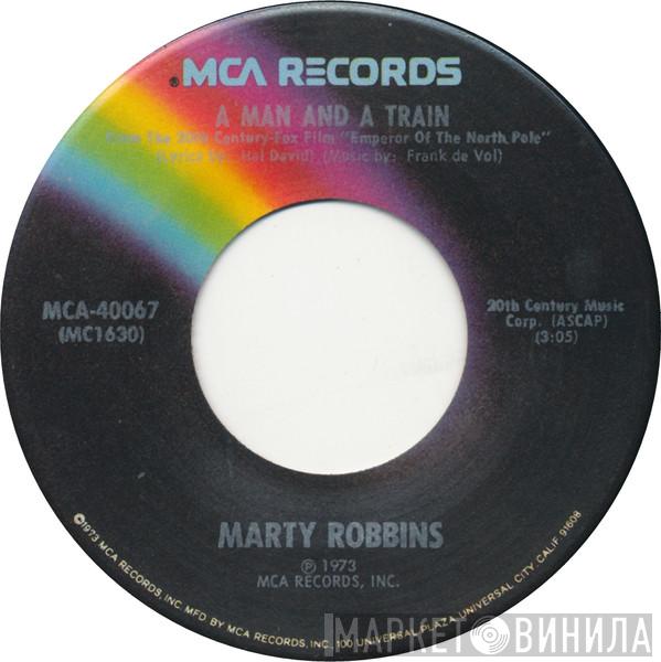  Marty Robbins  - A Man And A Train