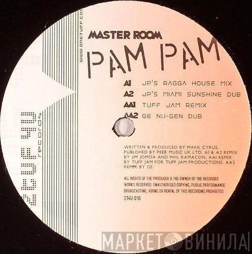 Master Room  - Pam Pam