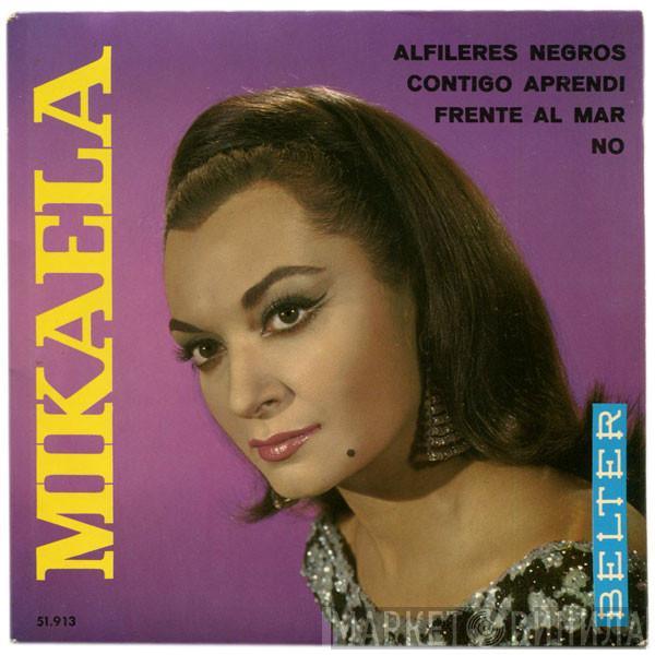 Mikaela  - Alfileres Negros