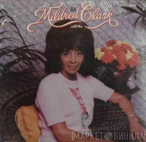 Mildred Clark And The Melody Aires - Change In The World