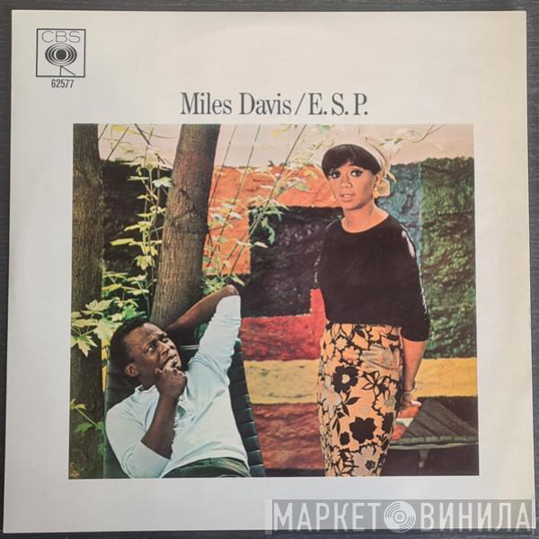  Miles Davis  - E.S.P.