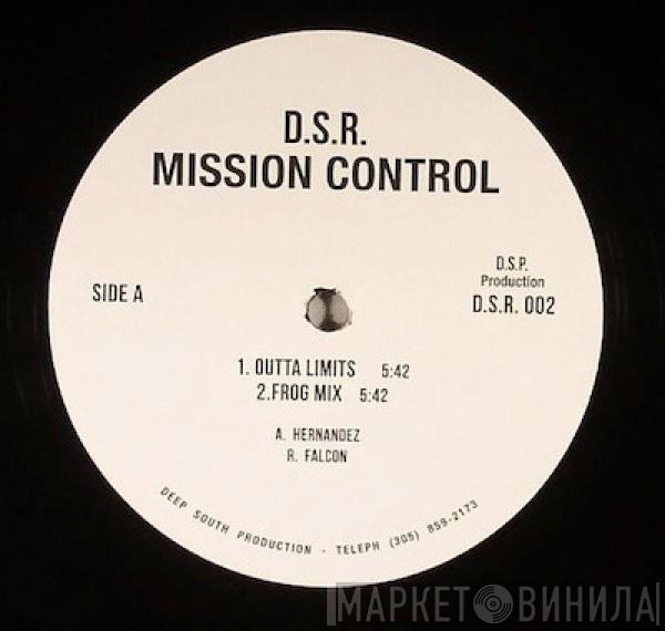 Mission Control, Oscar Gaetan - Outta Limits / Give Yourself