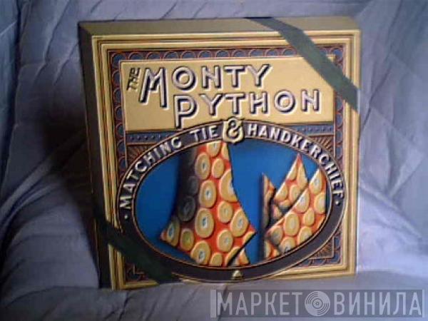  Monty Python  - The Monty Python Matching Tie And Handkerchief