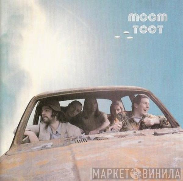 Moom  - Toot