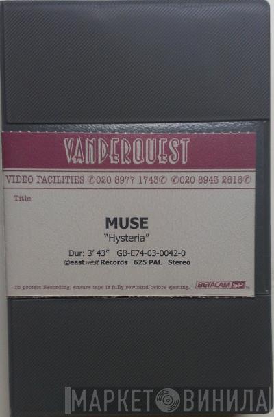 Muse  - Hysteria