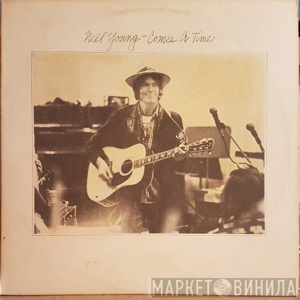  Neil Young  - Comes A Time