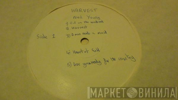  Neil Young  - Harvest