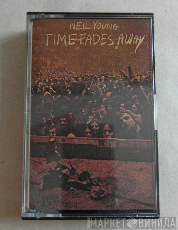  Neil Young  - Time Fades Away